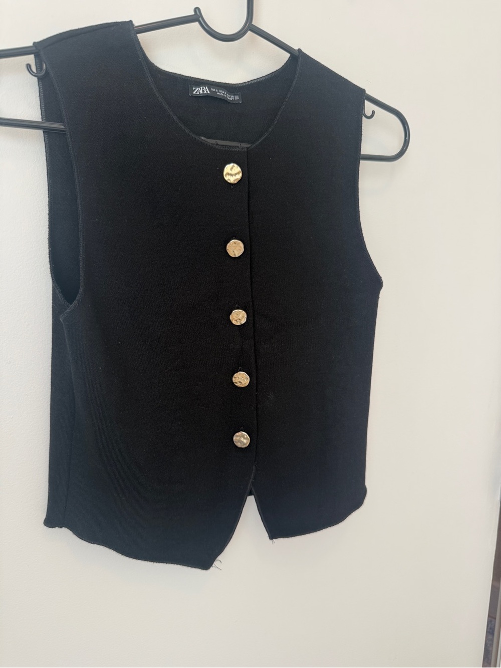 Zara Black Sleeveless Knit Vest with Gold Buttons